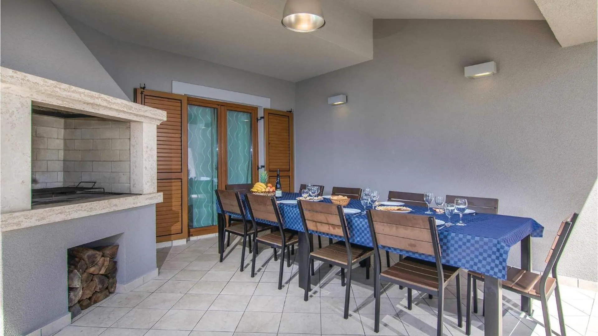 4 Bedroom Awesome Home In Trosti Heki 0*,  Croatia