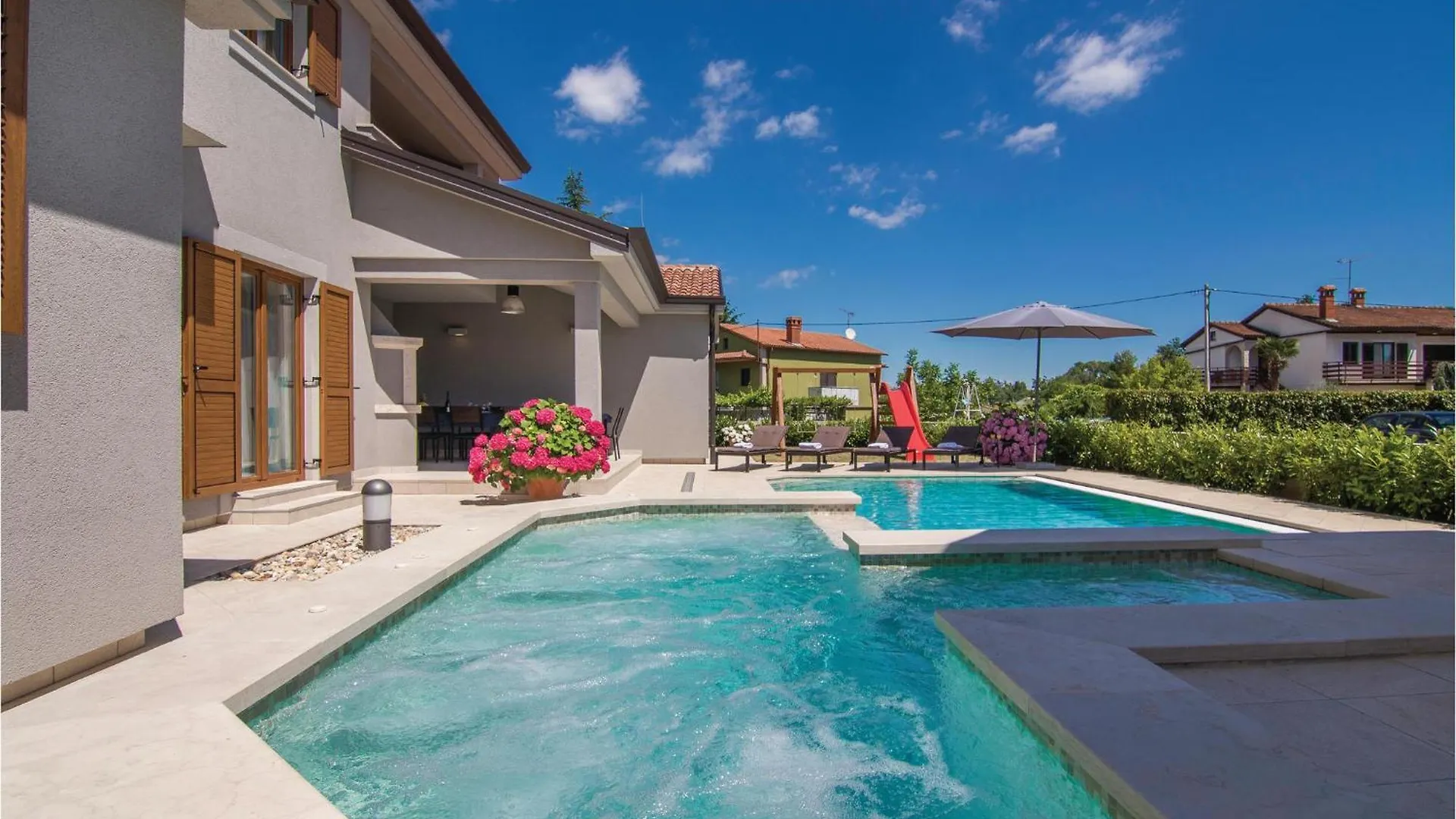 Holiday home 4 Bedroom Awesome Home In Trosti Heki Croatia
